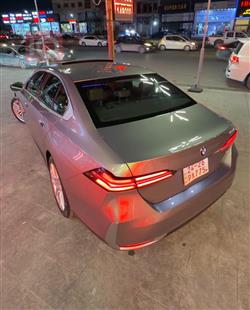 بي ام دبليو الفئة 5